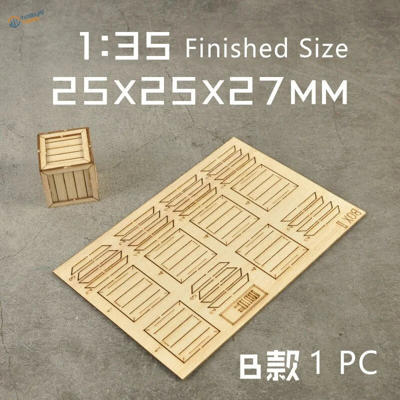 1:35 light-colored wooden crates scale model kit for scale modeling