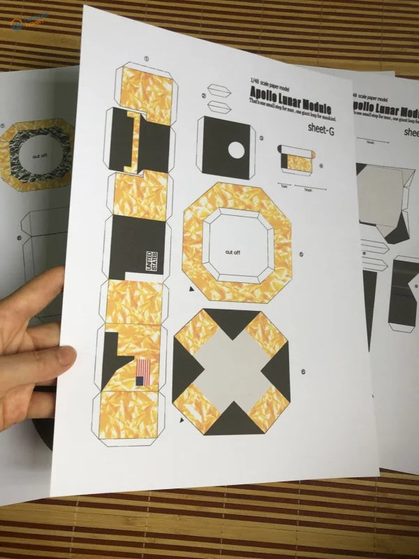 1/48 Eagle Lunar Module DIY paper model sheet with templates