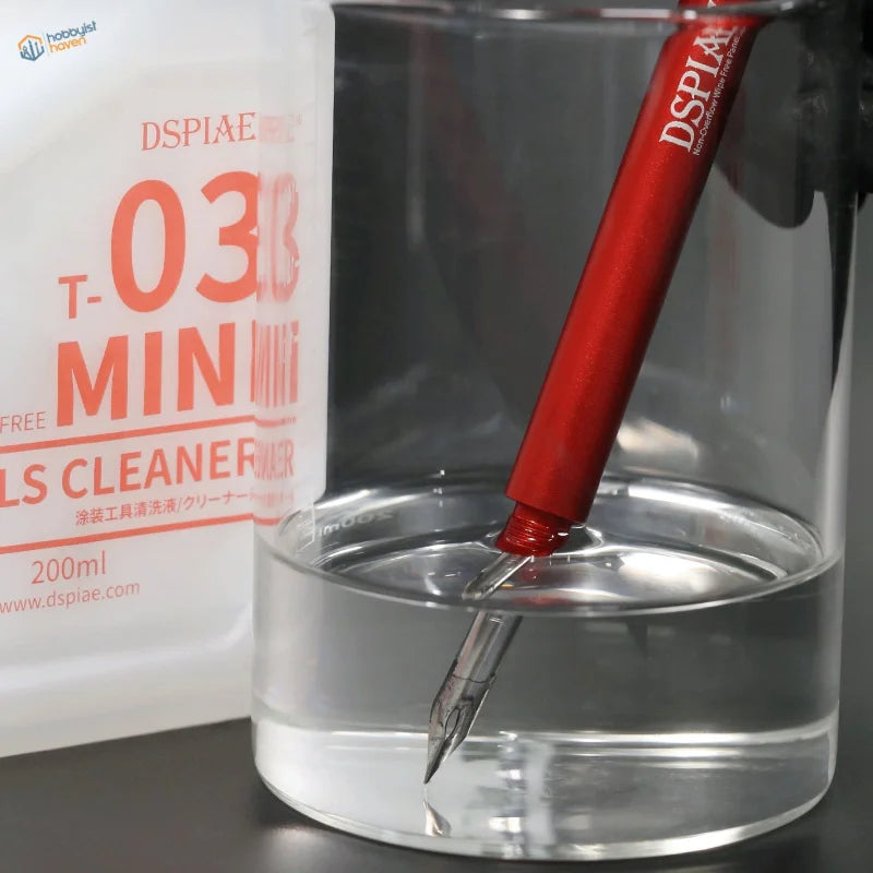 Dspiae panel liner pen T-03B red with metallic nib in water glass