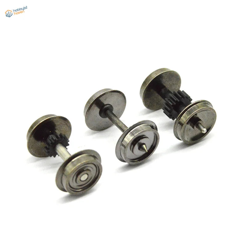 HO scale 1:87 train wheel assemblies with gears and axles for scale modeling tools
