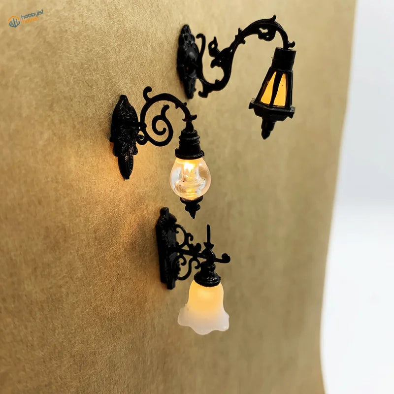 HO scale lamp with 3 black wrought iron sconces for train railroad scenery