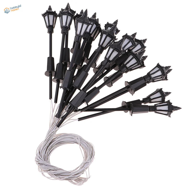 HO scale LED streetlight: 10 black miniature lamps bundled