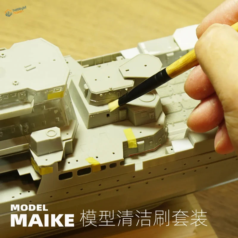 MAIKE 6-teiliges Pinselset in Sonderform