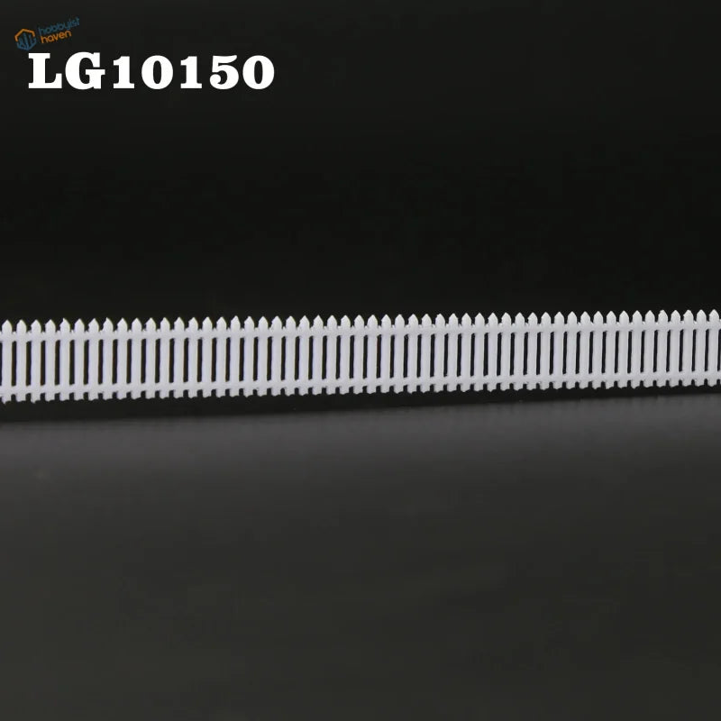 N scale white plastic building fence wall with lattice-top picket design for station platform model use 1 metre 3 pieces