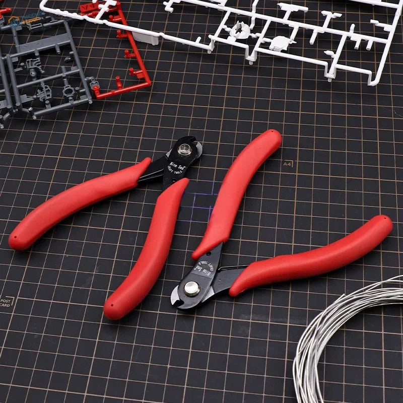 Nine Sea Tools cutting pliers with red handles and black jaws