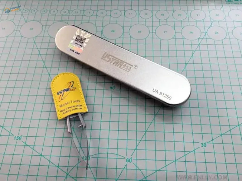 Silver Ustar UA-91250 precision scissors with yellow pouch for scale modeling