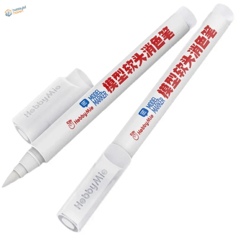 White hobbymie panel liner cleaner with soft-tipped marker pens