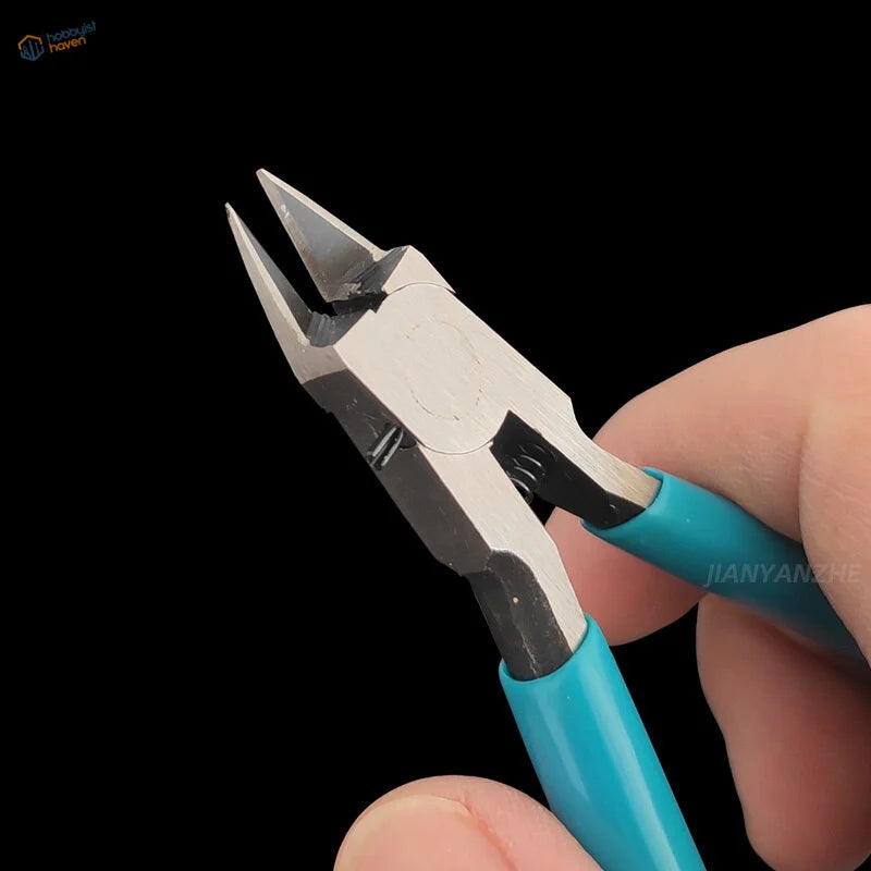 Ultra thin blade side-cutters with blue handles for scale modeling