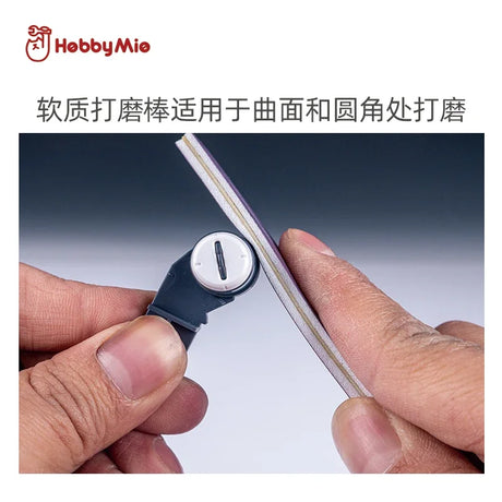 Flexible Hobby Mio double-sided sanding stick bending around a curved surface