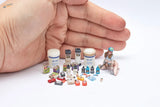 1/35 1/32 3D printed civilian supplies: woman figurine with oil cans