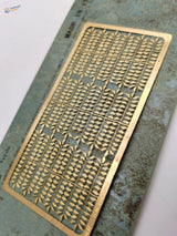 1/35 PE metal oak leaves set with golden sheet grid cutouts