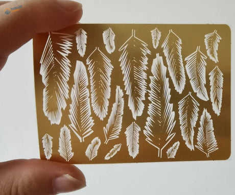 Gold 1/35 photoetch palm leaves card with white feather pattern