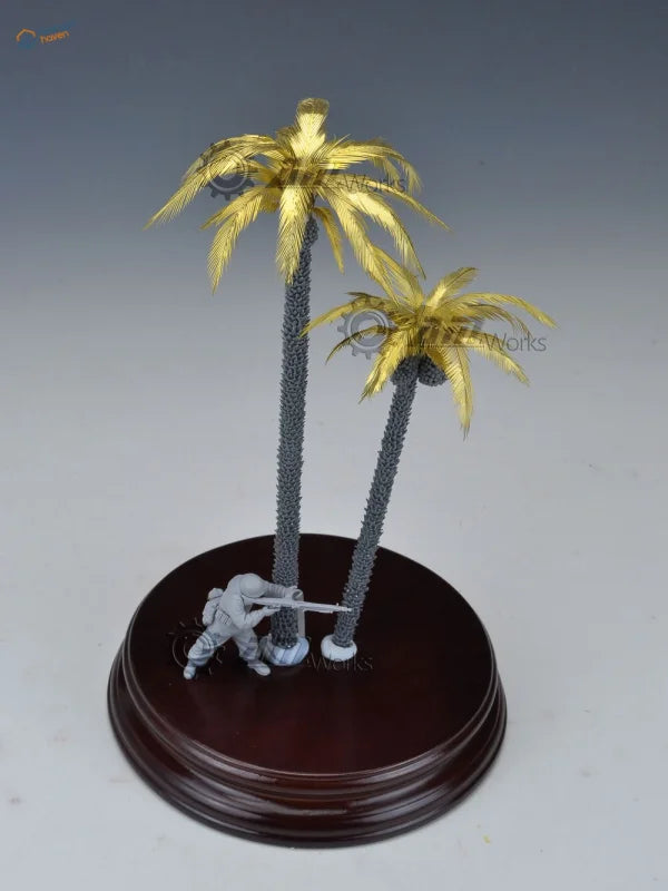 1/35 resin palm trees diorama with photoetch leaves, soldier figurine