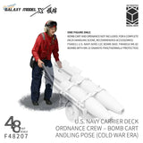 Figura del personale di coperta della portaerei della Marina degli Stati Uniti in scala 1/48