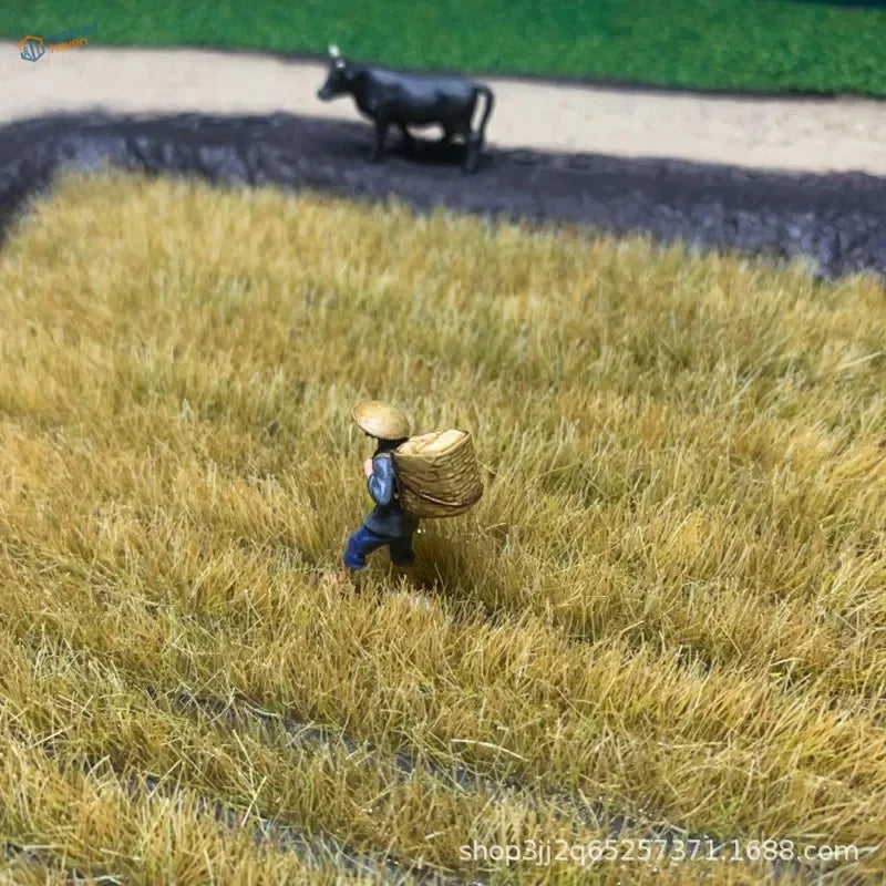 1/87 farmer figurine with basket on back in rice field grass strips