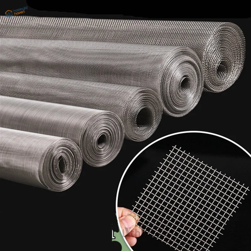 Rolls of 304 stainless steel modeling mesh in coarse to fine grades