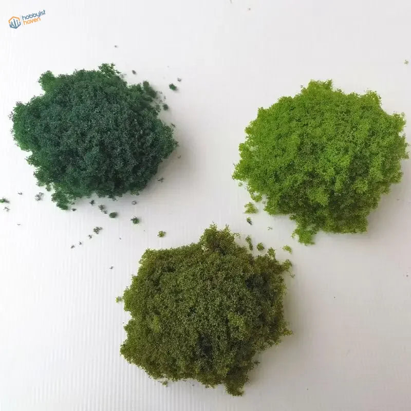 22g Green Tree Powder: three textured green moss clumps for scale modeling tools