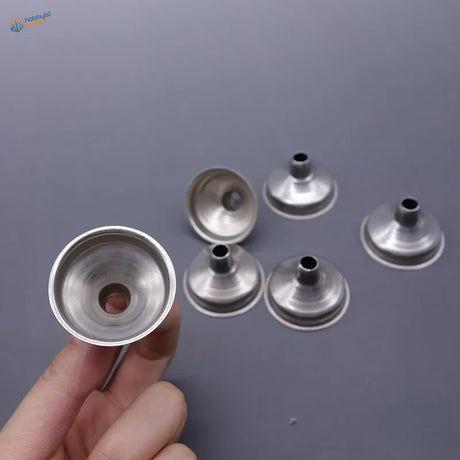 2pcs stainless steel mini funnels with silver reflective surface
