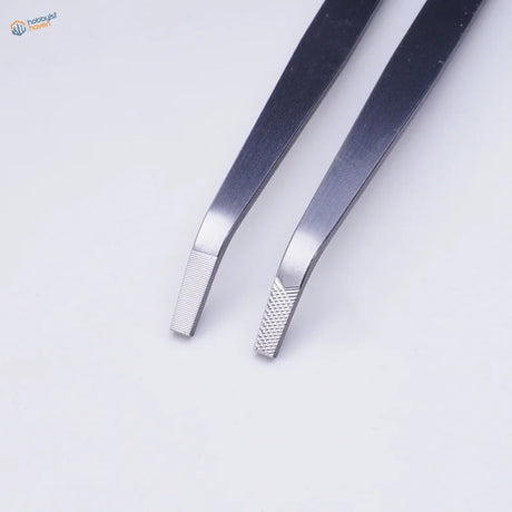 Precision angled file 600#/1000# with sleek silver tweezers