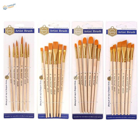 Set of 4 synthetic brushes with wood handles and orange bristles