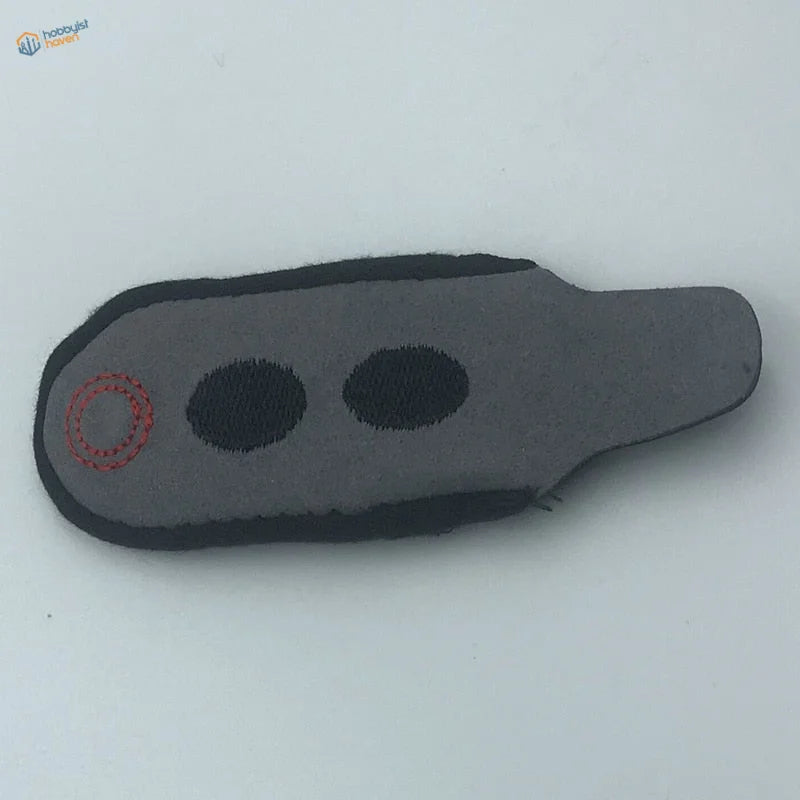 Gray leather insole of Magnetic Fingertip with black embroidered circles