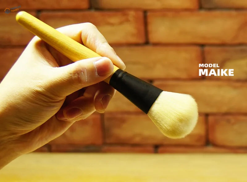 MAIKE 6-teiliges Pinselset in Sonderform