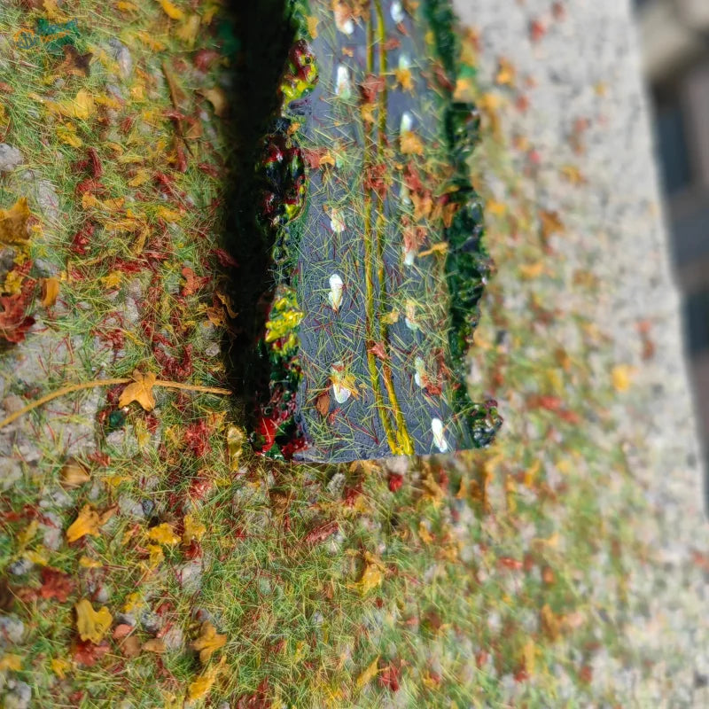 Mixed static grass and leaf flock for dioramas
