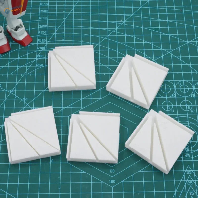 White square plastic multi-angle gluing jig parts with diagonal grooves for precise scale modeling tools and model building tools