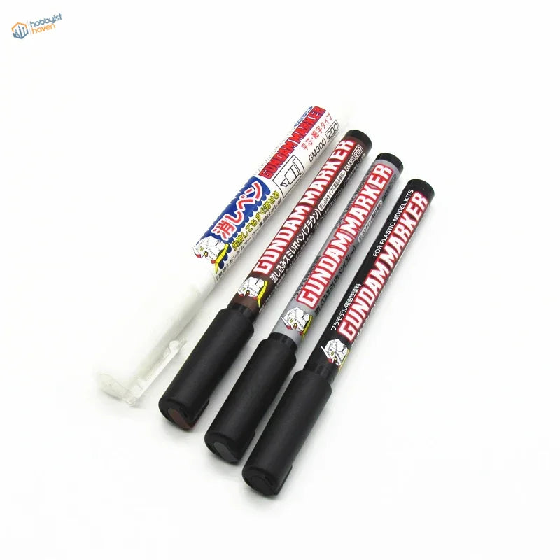Panel lining pens for Gundam: black gray markers with red lettering