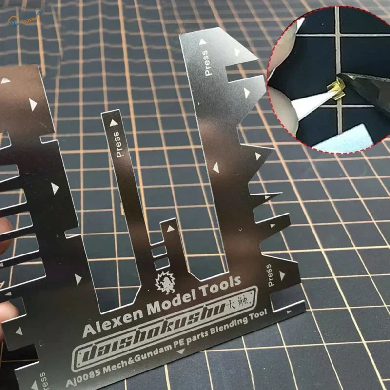Photo etch bending tool with auxiliary ruler for Gundam kits